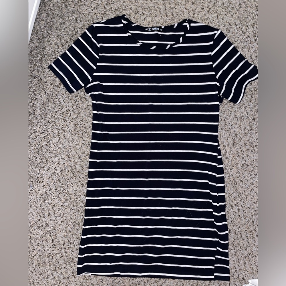 Shein tshirt dress (L)